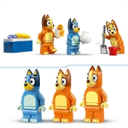 Imagine LEGO BLUEY CALATORIA FAMILIEI LUI BLUE CU MASINA LA PLAJA 11202 