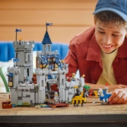 Imagine LEGO CREATOR CASTEL MEDIEVAL CU CAI SI CAVALERI 31168