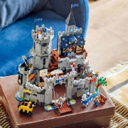Imagine LEGO CREATOR CASTEL MEDIEVAL CU CAI SI CAVALERI 31168