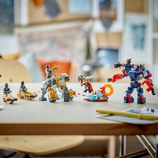 Imagine LEGO MARVEL RAZBUNATORII THOR VS CHITAURI SFARSITUL JOCULUI 76322