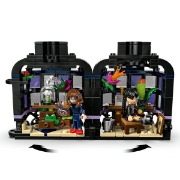 Imagine LEGO WEDNESDAY FLOARE DE DALIE NEAGRA 76784