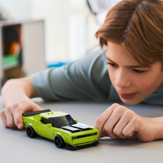 Imagine LEGO SPEED CHAMPIONS MASINA SPORT DODGE CHALLENGER SRT HELLCAT 77237