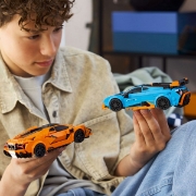 Imagine LEGO SPEED CHAMPIONS LAMBORGHINI REVUELTO SI HURACAN STO 77238 