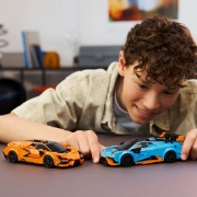 Imagine LEGO SPEED CHAMPIONS LAMBORGHINI REVUELTO SI HURACAN STO 77238 
