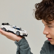 Imagine LEGO SPEED CHAMPIONS HIPERMASINA SPORT BUGATTI CENTODIECI 77240
