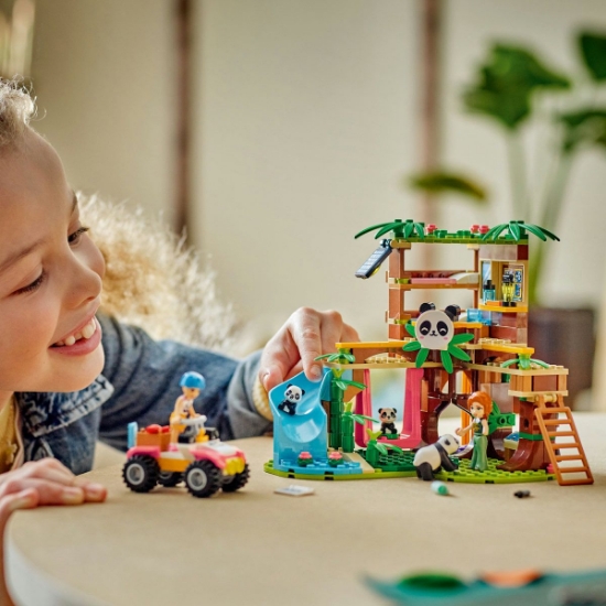 Imagine LEGO FRIENDS INGRIJIREA ANIMALELOR DE LA REFUGIUL PENTRU PANDA 42648 