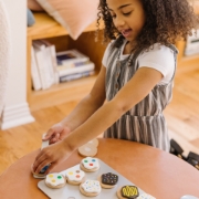 Imagine MELISSA AND DOUG SET DE JOACA FURSECURI DIN LEMN