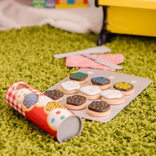Imagine MELISSA AND DOUG SET DE JOACA FURSECURI DIN LEMN
