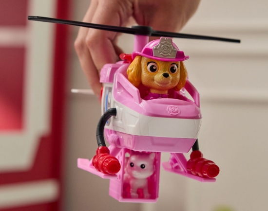 Imagine PATRULA CATELUSILOR VEHICUL DE SALVARE MASINA DE POMPIERI SI FIGURINA SKYE