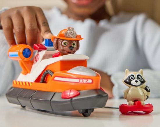 Imagine PATRULA CATELUSILOR VEHICUL DE SALVARE MASINA DE POMPIERI SI FIGURINA ZUMA