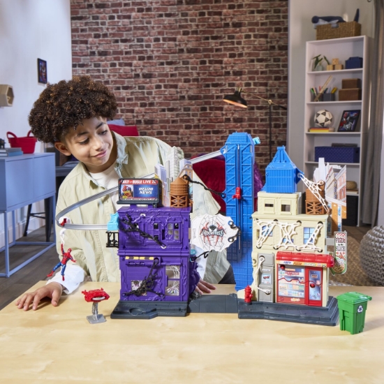 Imagine SET DE JOACA MARVEL SPIDER MAN VENOM VERSUS WEB CITY SLINGING