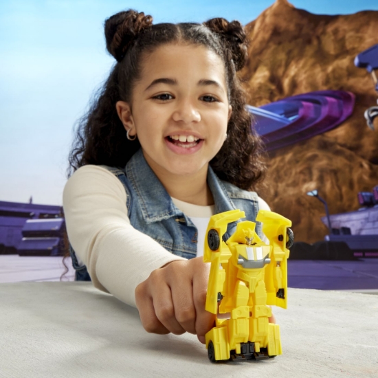 Imagine TRANSFORMERS EARTHSPARK FIGURINA BUMBLEBEE 1 STEP SMASH TO CHANGE