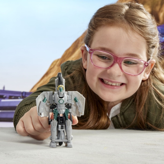 Imagine TRANSFORMERS EARTHSPARK FIGURINA TERRAN THRASH 1 STEP SMASH TO CHANGE