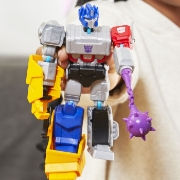 Imagine TRANSFORMERS MIX MASHERS SET FIGURINA OPTIMUS PRIME 12CM SI ACCESORII