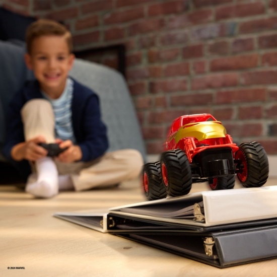 Imagine MONSTER JAM MARVEL CAMION GIGANT CU TELECOMANDA  IRON MAN SCARA 1 LA 24