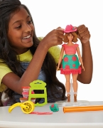 Imagine PLAY DOH BARBIE SET PLASTELINA CREATII VESTIMENTARE CU FLORI SI FRANJURI COWBOY
