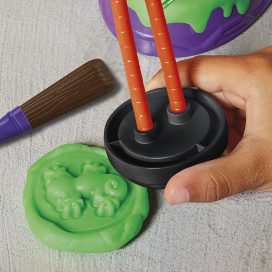 Imagine PLAY DOH POVESTIRI CU TESTOASE NINJA ADOLESCENTE MUTANTE SET PLASTELINA STATIE DE MUTATII
