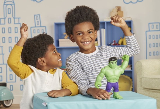 Imagine MARVEL SPIDEY SI PRIETENII SAI UIMITORI FIGURINA HULK 23CM