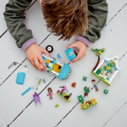 Imagine LEGO FRIENDS VEHICUL DE PLANTAT COPACI 41707