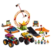 Imagine LEGO CITY ARENA DE CASCADORII 60295