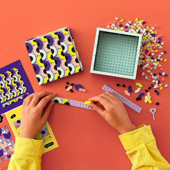 Imagine LEGO DOTS CUTIE MARE 41960