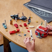 Imagine LEGO SUPER HEROES SALA TRONULUI REGELUI NAMOR 76213