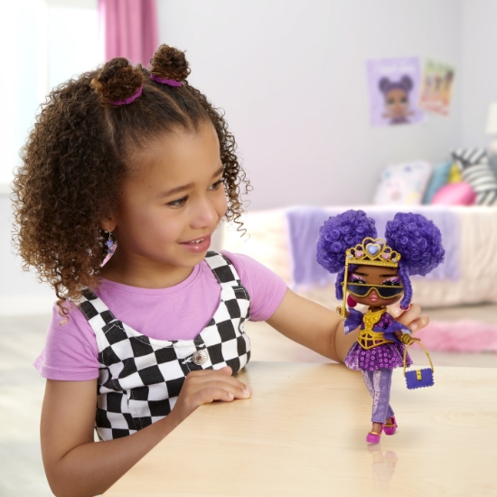 Imagine L.O.L. SURPRISE! TWEENS PAPUSA FASHIONISTA CASSIE COOL CU SURPRIZE