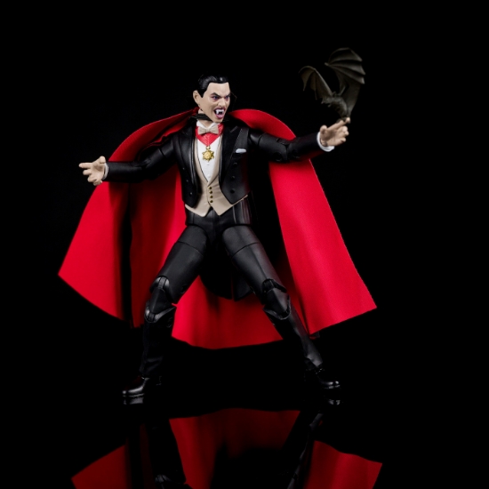 Imagine FIGURINA METALICA ARTICULATA DRACULA 15CM