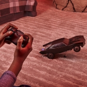 Imagine BATMAN FILM MASINA TURBO A LUI BATMAN RC SCARA 1:15