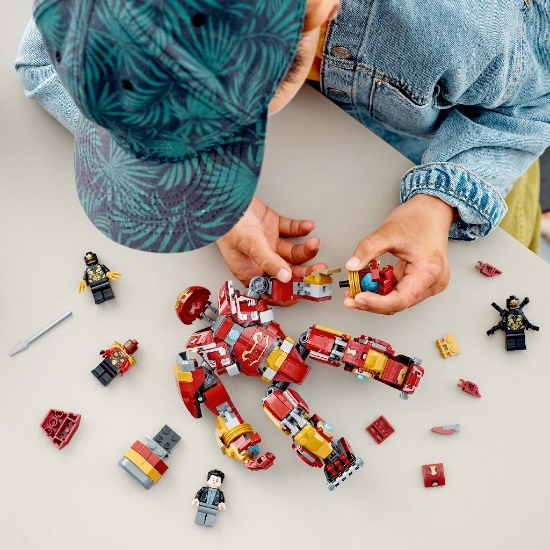 Imagine LEGO SUPER HEROES HULKBUSTER BATALIA DIN WAKANDA 76247
