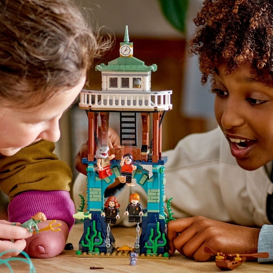 Imagine LEGO HARRY POTTER TURNEUL TRIWIZARD LACUL NEGRU 76420
