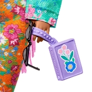 Imagine Papusa Barbie Extra Style codite impletite