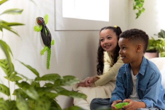 Imagine HEX BOTS SOPARLA GECKO VERDE CATARATOARE CU TELECOMANDA