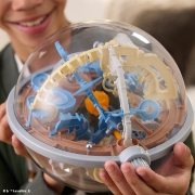Imagine Perplexus Star Wars The Mandalorian labirint 3D cu 80 de obstacole