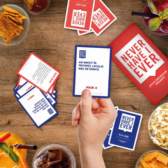 Imagine Joc de societate Jocul deciziilor proaste pentru adulți în limba română