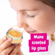 Imagine SET BARBIE MICUL LABORATOR DE LUCIU DE BUZE