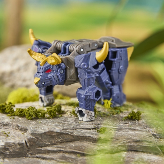 Imagine TRANSFORMERS CYBERWORLD ROBOT MEGATRON CONVERTIBIL 10CM