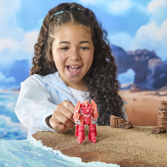 Imagine TRANSFORMERS CYBERWORLD ROBOT ELITA 1 CONVERTIBIL 10CM