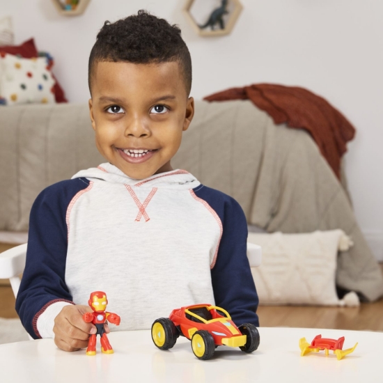 Imagine MARVEL IRON MAN SI PRIETENII SAI UIMITORI SET VEHICUL SI FIGURINA IRON MAN