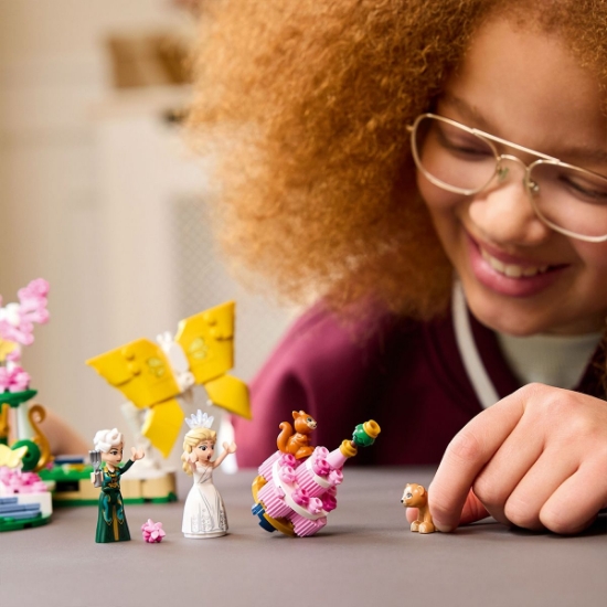 Imagine LEGO WICKED NUNTA GLINDEI 75688