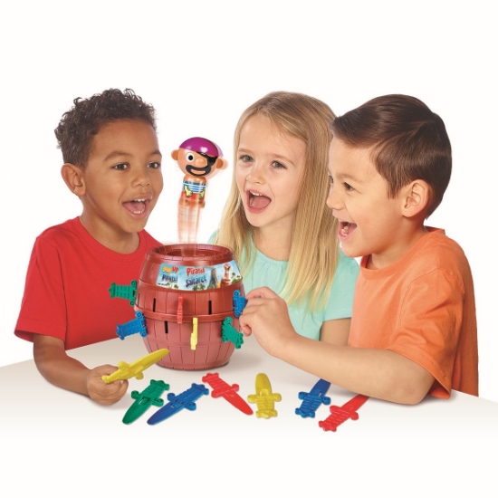 Imagine JOC DE SOCIETATE PIRATUL SALTARET