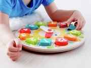 Imagine Hape ceas din lemn