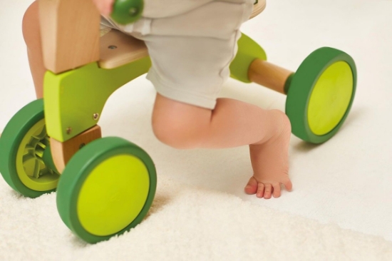 Imagine Bicicletă din lemn Hape Scoot-Around, Verde