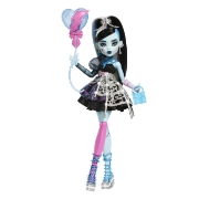 Imagine MONSTER HIGH ZIUA DE NASTERE DULCE SI INFRICOSATOARE PAPUSA FRANKIESTEIN CU ACCESORII