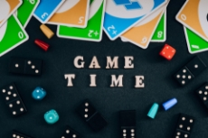 Imagine pentru categorie Jocuri de familie (board games și party games)