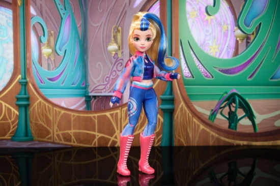 Imagine Unicorn Academy păpușa Isabel de 24 cm