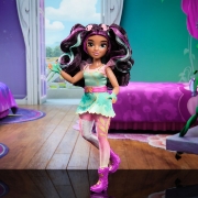 Imagine Unicorn Academy păpușa Ava de 24 cm