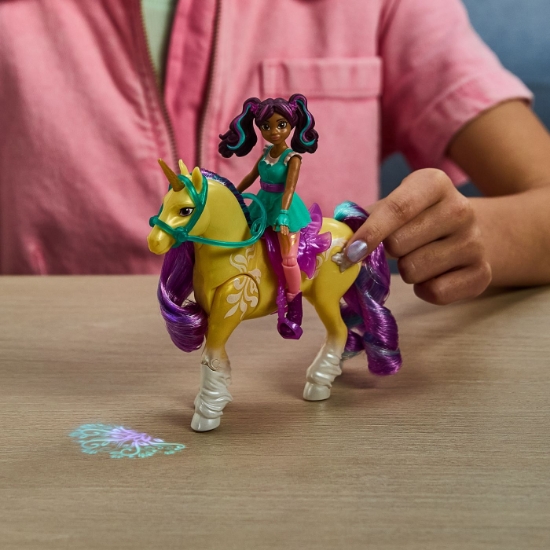 Imagine Unicorn Academy set păpușa Ava și unicornul Leaf planta magică