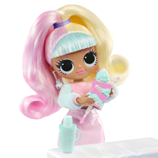 Imagine L.O.L. Surprise! O.M.G. Sweet Nails Candylicious Sprinkles Shop set păpușă cu accesorii
