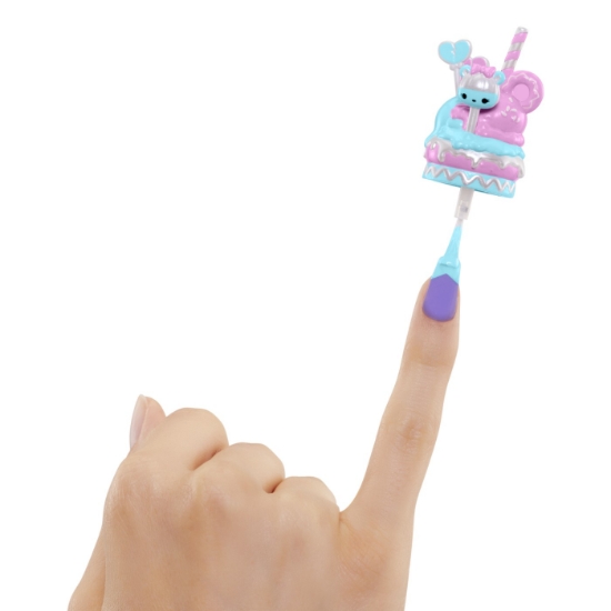 Imagine L.O.L. Surprise! O.M.G. Sweet Nails Candylicious Sprinkles Shop set păpușă cu accesorii